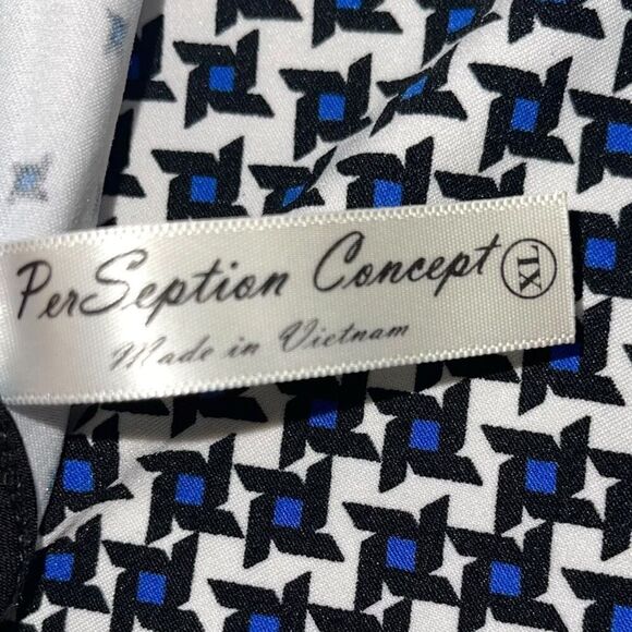 PerSeption Concept White, Blue & Black Geometric Print Blouse - Size XL - Picture 3 of 6
